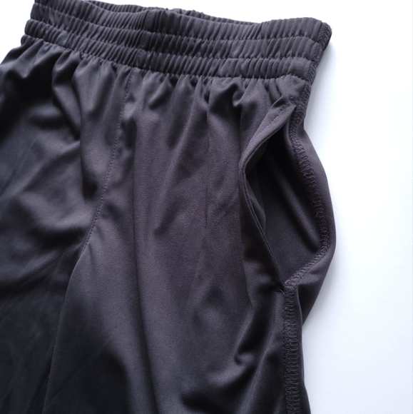 Kids Boys Size 5/6 Shorts - Picture 6 of 10